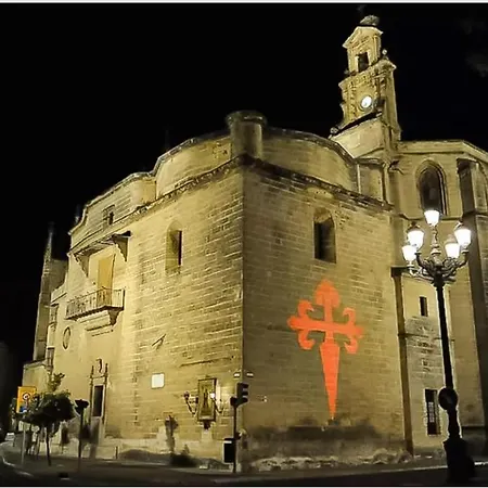 APARTAMENTOS IGLESIA DE SANTIAGo II-3